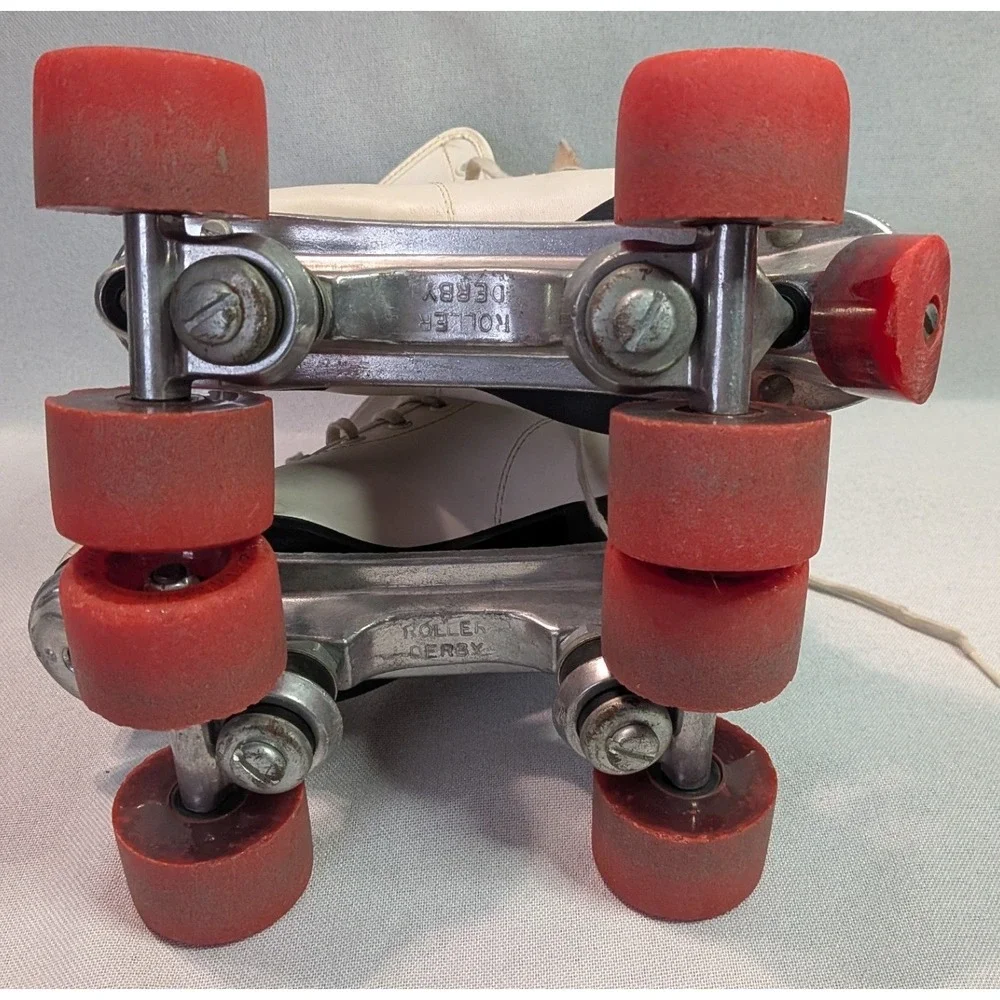 Roller Derby Quad Skates Womens 8 White Fair Vintage Red Wheels High Top